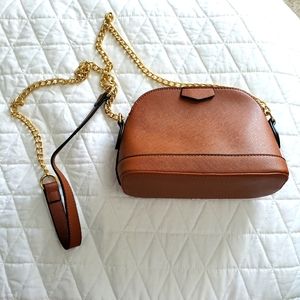Cute Crossbody Bag with Gold Chain